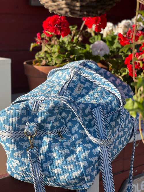 Blue Elephant Duffel bag