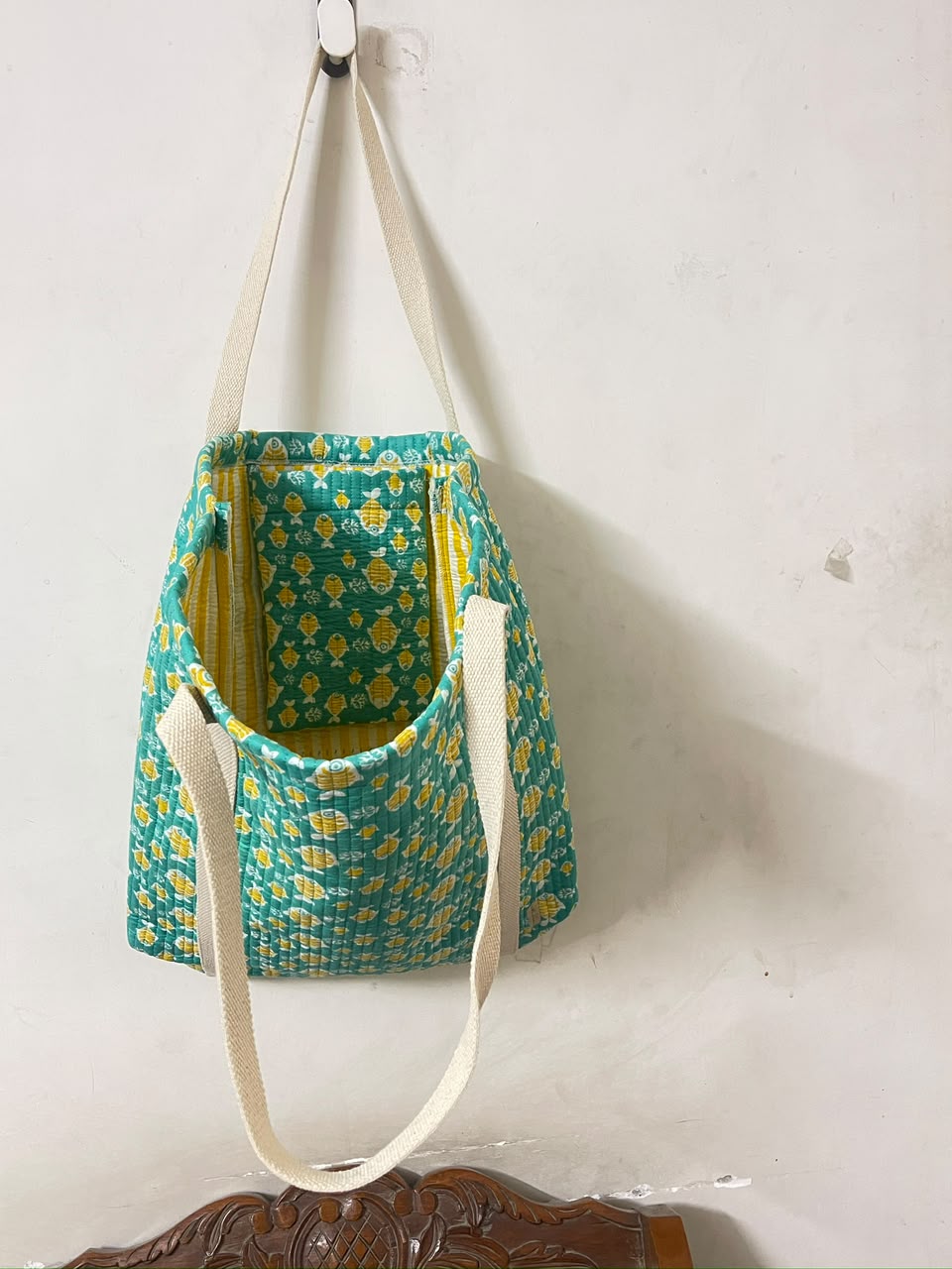 Green Fish Print tote bag
